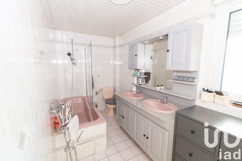 Maison - 142 m² - 6 pièces