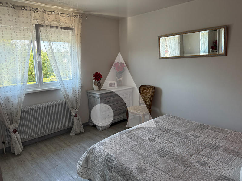 Maison - 205 m² - 10 pièces