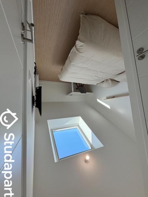 Chambre - 14 m² - 1 pièce