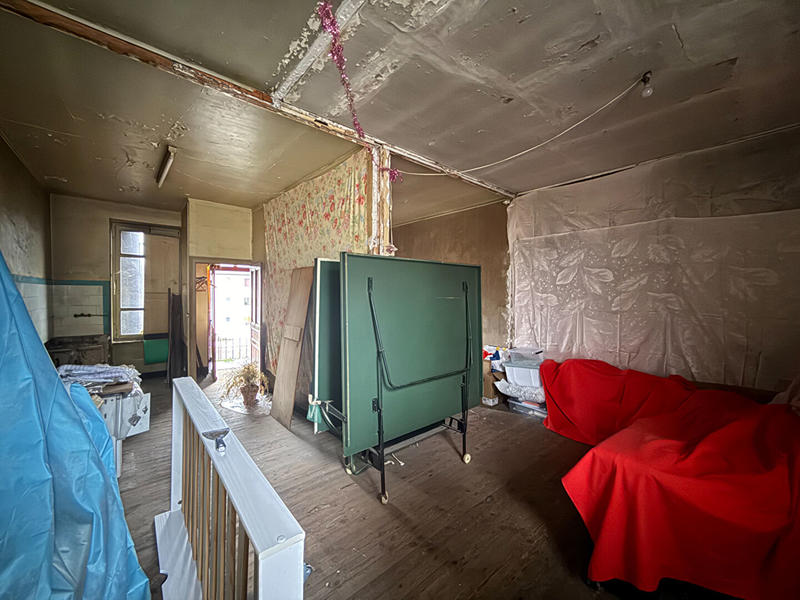 Maison - 151 m² - 10 pièces