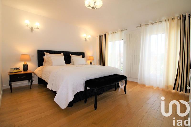 Maison - 170 m² - 7 pièces