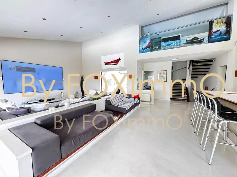 Maison - 346 m² - 7 pièces