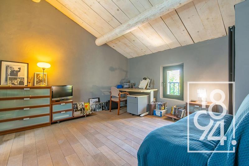 Maison - 171 m² - 6 pièces