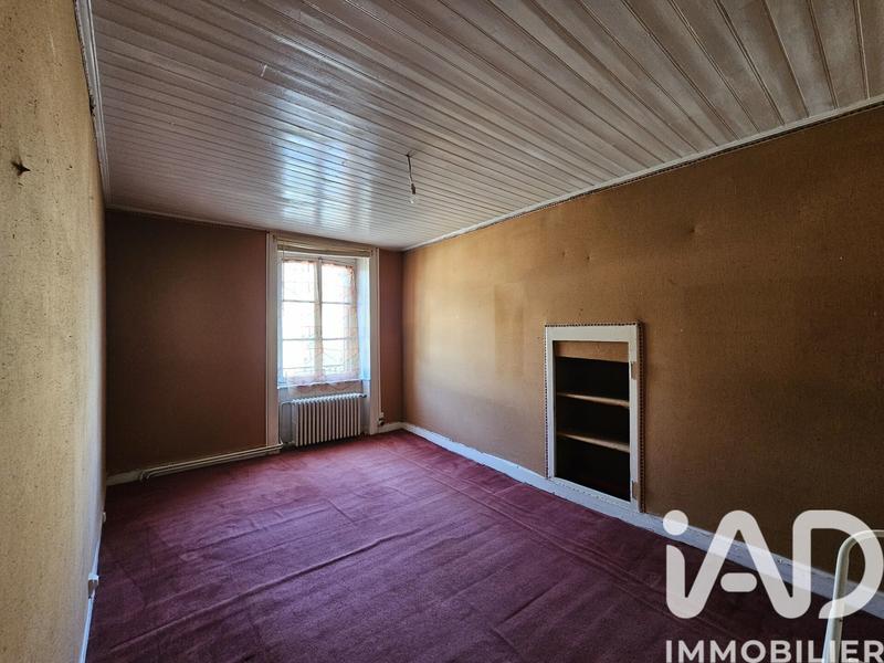 Maison - 220 m² - 10 pièces