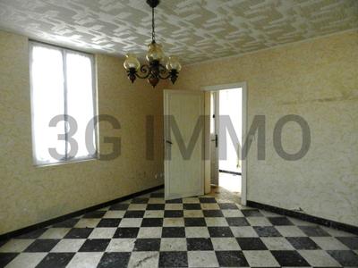 Maison - 162 m² - 8 pièces