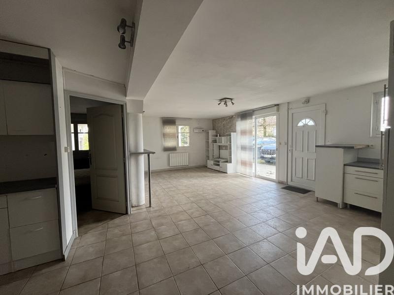 Maison - 250 m² - 6 pièces