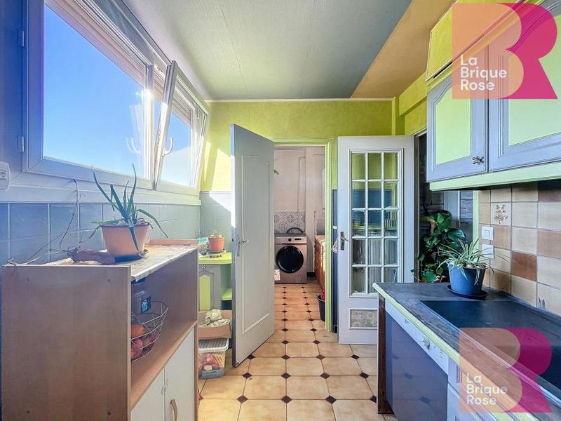 Appartement - 95 m² - 5 pièces