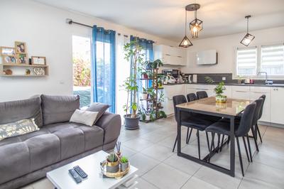 Appartement - 79 m² - 4 pièces