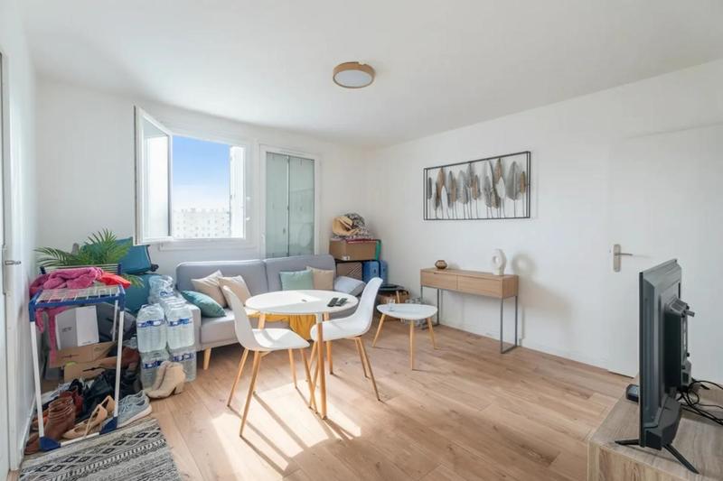 Appartement - 64 m² - 4 pièces