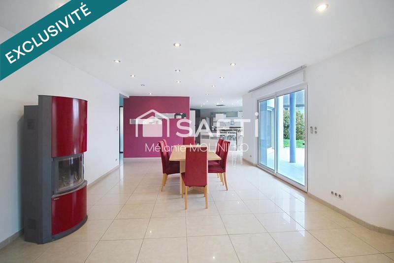 Maison - 260 m² - 12 pièces