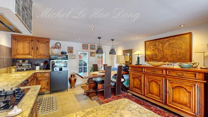 Maison - 166 m² - 5 pièces