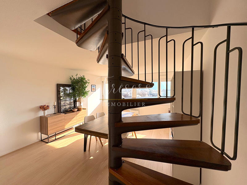 Appartement - 154 m² - 6 pièces