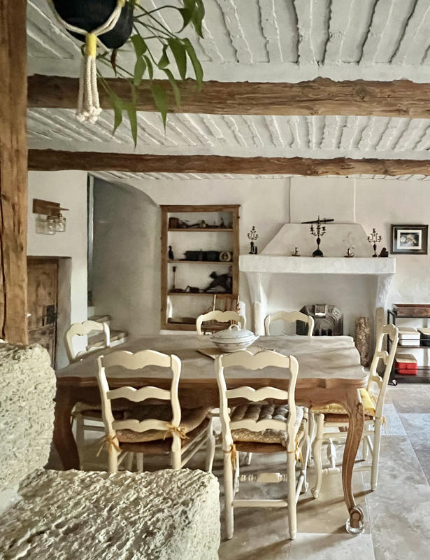 Mas - 362 m² - 8 pièces