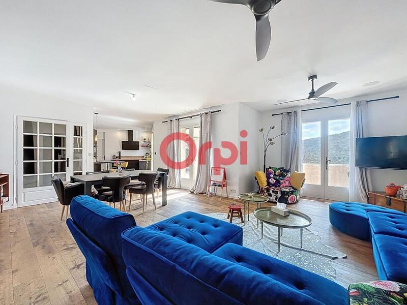 Maison - 142 m² - 5 pièces