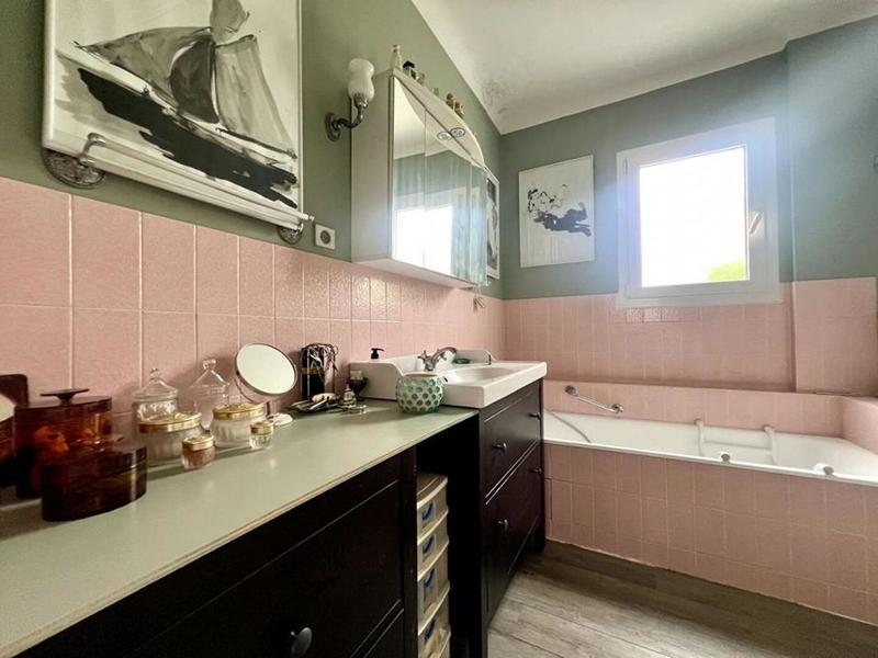 Maison - 142 m² - 6 pièces