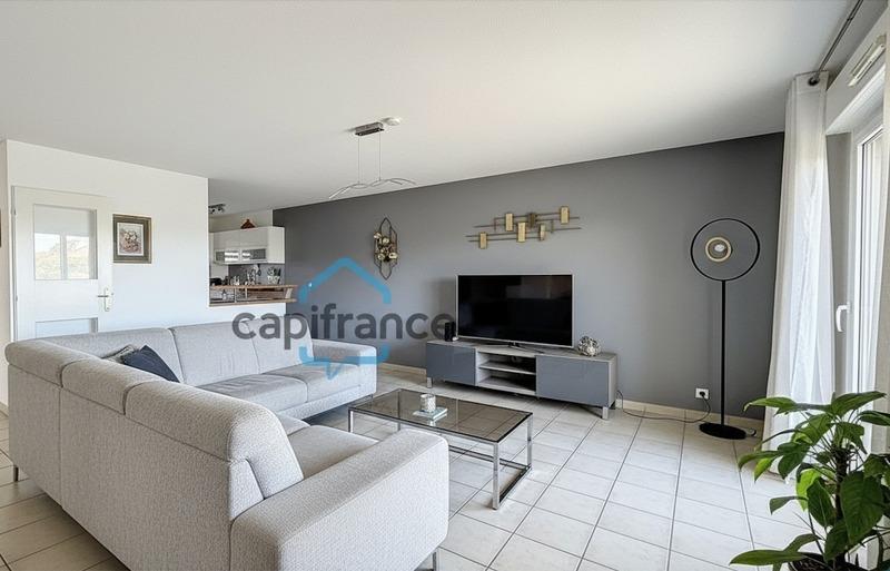 Appartement - 83 m² - 4 pièces