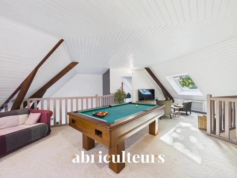 Maison ancienne - 258 m² - 7 pièces