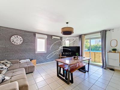 Maison - 79 m² - 4 pièces