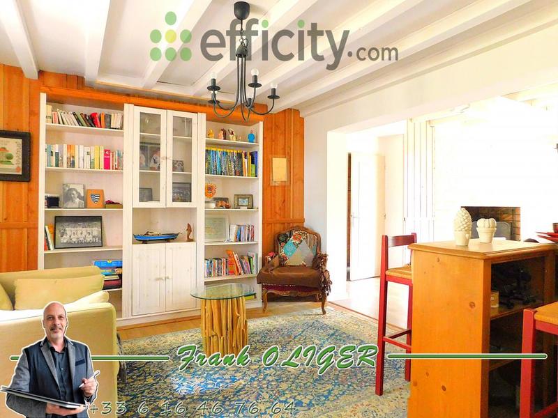 Maison - 280 m² - 11 pièces