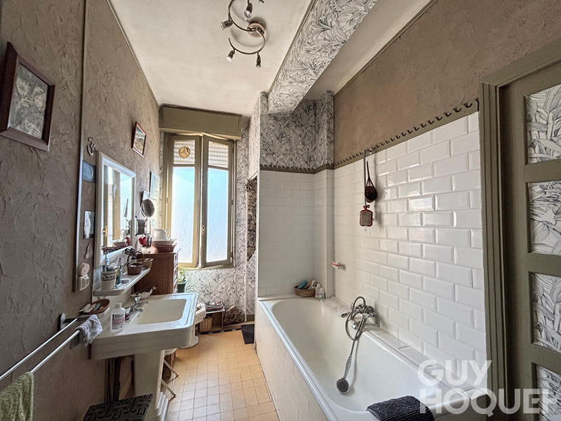 Maison - 160 m² - 7 pièces