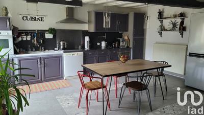 Maison - 212 m² - 6 pièces