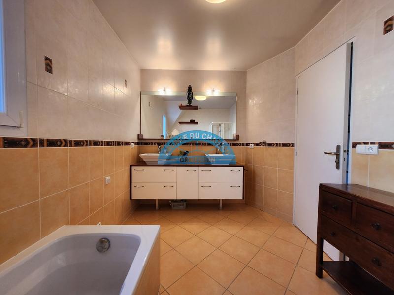 Maison - 170 m² - 7 pièces