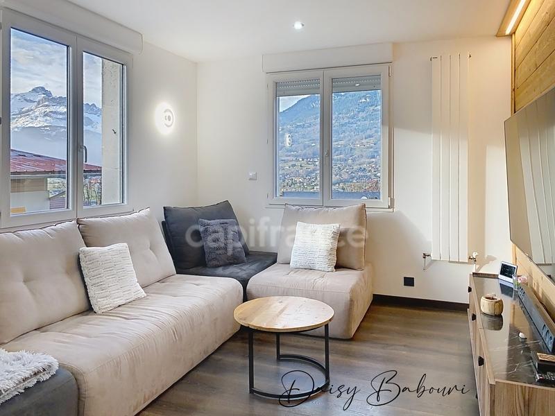 Maison - 108 m² - 4 pièces