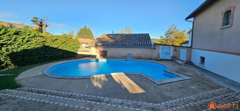 Maison - 130 m² - 7 pièces