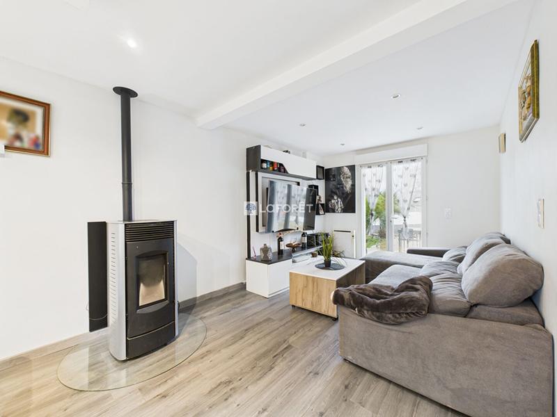 Maison - 102 m² - 6 pièces