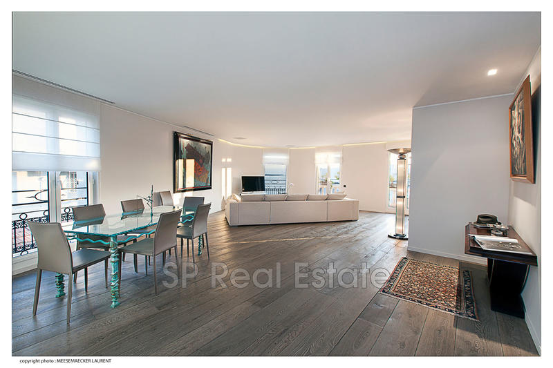 Appartement - 157 m² - 4 pièces