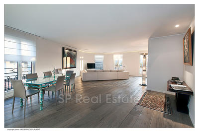 Appartement - 157 m² - 4 pièces