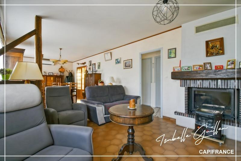 Maison - 102 m² - 4 pièces