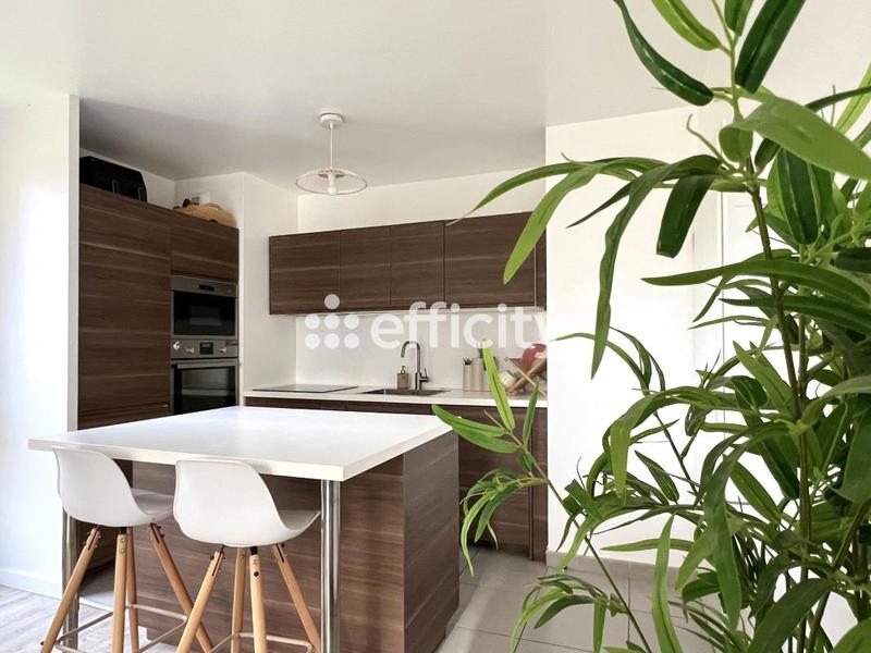 Appartement - 60 m² - 3 pièces