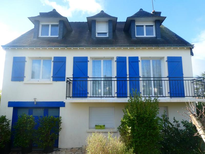 Maison - 140 m² - 8 pièces