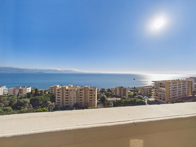 Appartement - 116 m² - 4 pièces