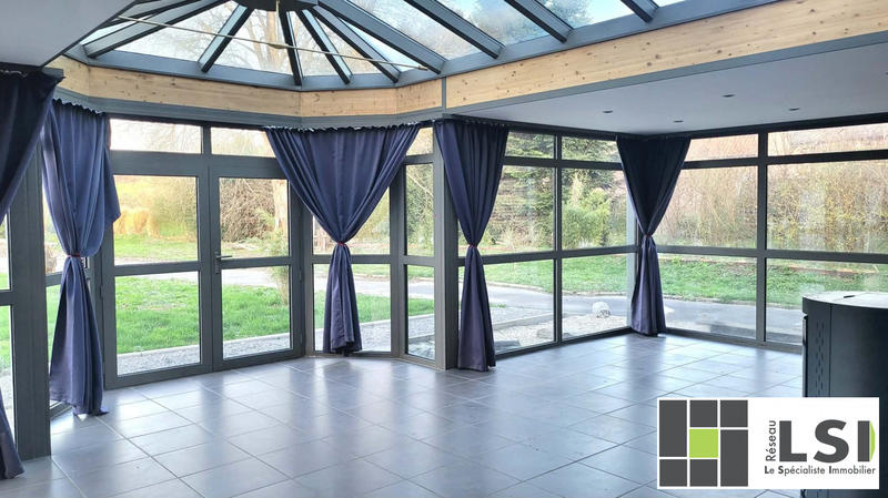 Maison - 245 m² - 8 pièces