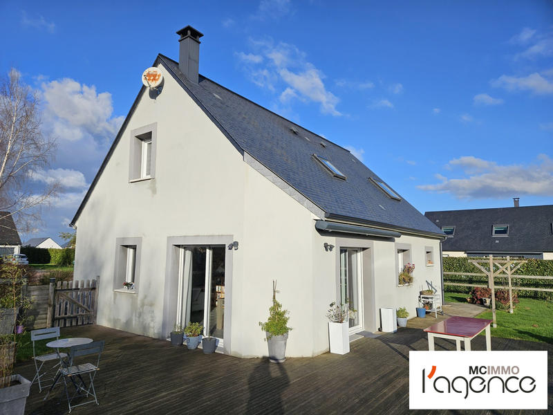 Maison traditionnelle - 94 m² - 5 pièces