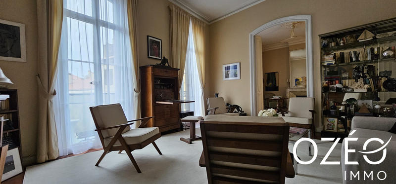 Appartement - 160 m² - 4 pièces