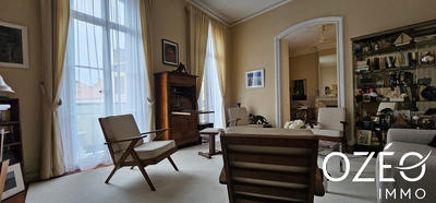 Appartement - 160 m² - 4 pièces