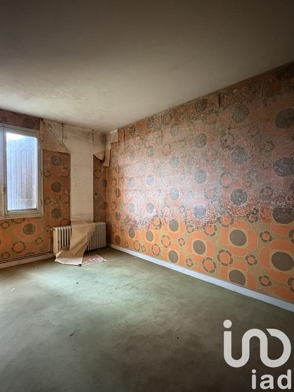 Maison - 334 m² - 5 pièces