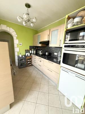 Maison - 96 m² - 5 pièces