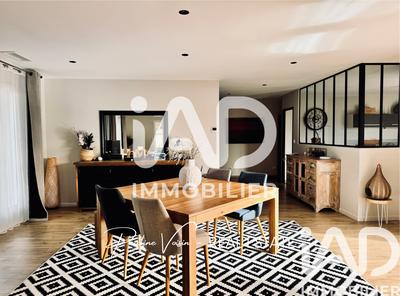 Maison - 170 m² - 5 pièces