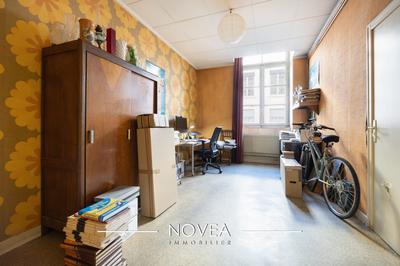 Appartement - 203 m² - 8 pièces