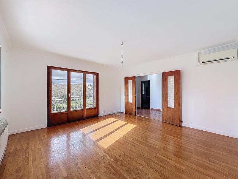 Villa - 200 m² - 5 pièces