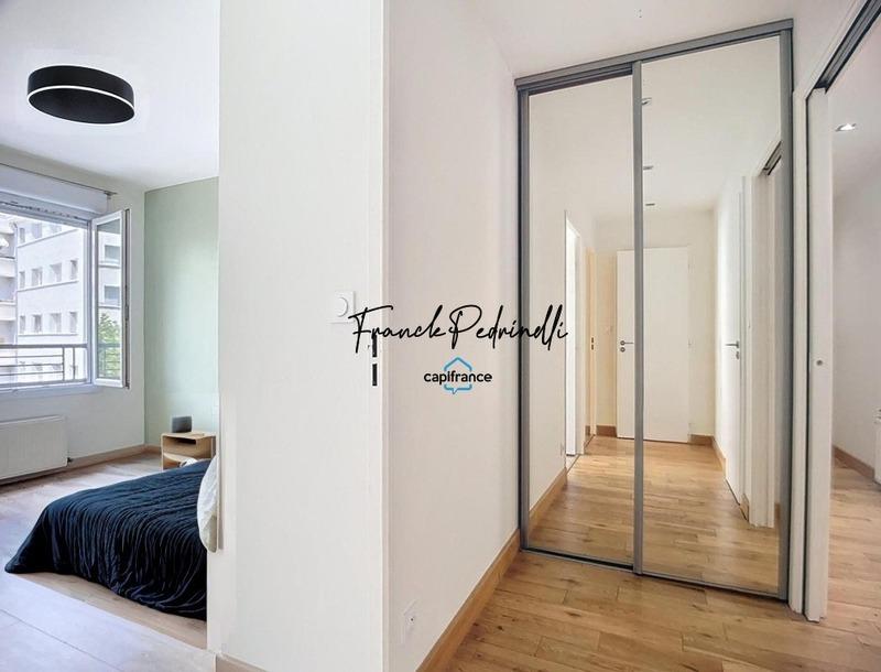 Appartement - 82 m² - 4 pièces