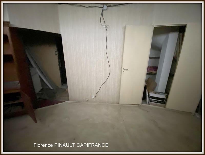 Local d'activité / Entrepôt - 83 m² - 2 pièces