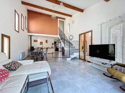 Villa - 161 m² - 7 pièces