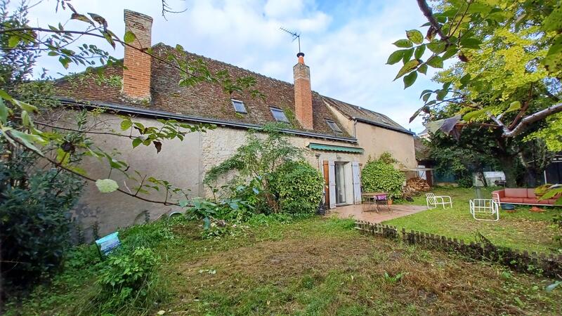 Maison ancienne - 223 m² - 8 pièces