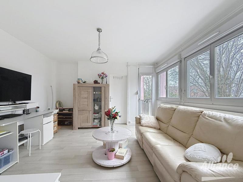 Appartement - 79 m² - 4 pièces