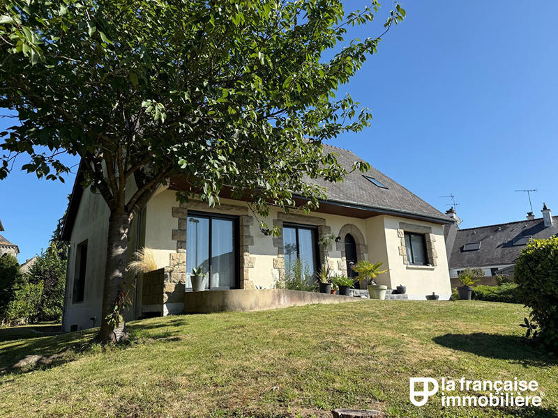 Maison - 156 m² - 8 pièces